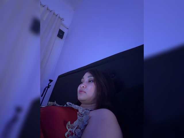 RozyBlack live cam on BongaCams