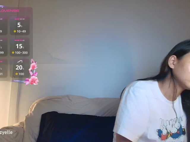 RozyBlack live cam on BongaCams