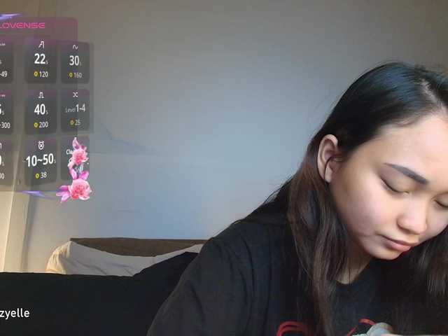 RozyBlack live cam on BongaCams