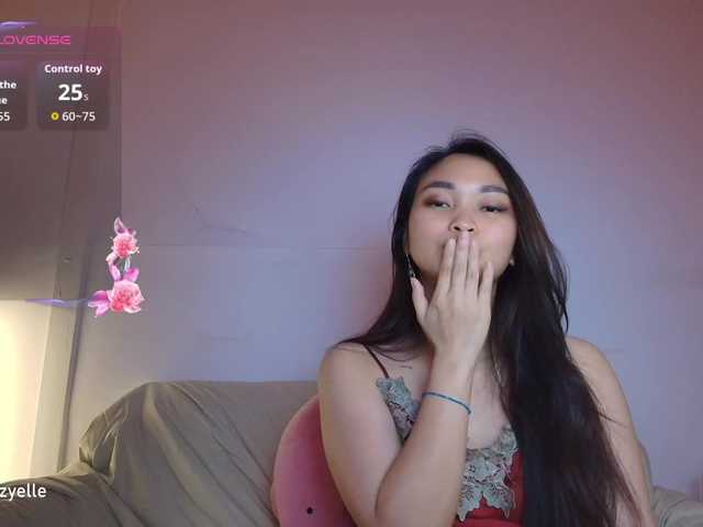 RozyBlack live cam on BongaCams