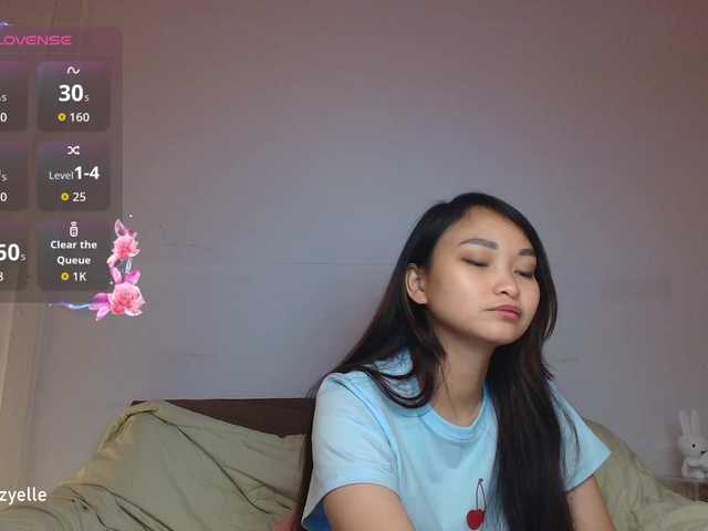 RozyBlack live cam on BongaCams
