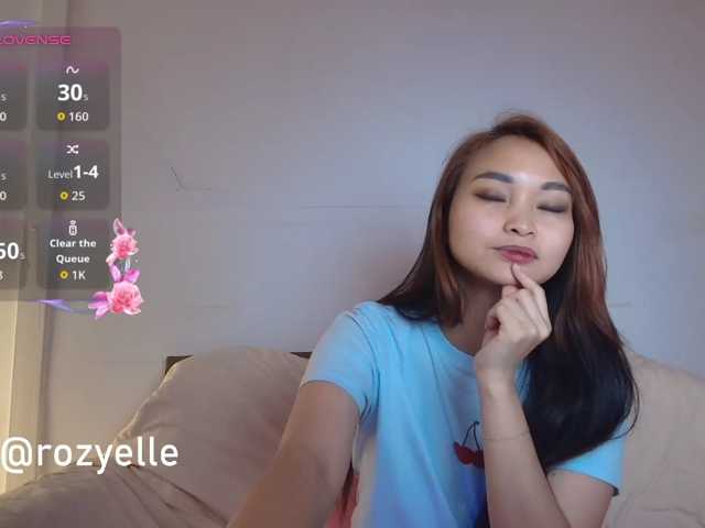 RozyBlack live cam on BongaCams