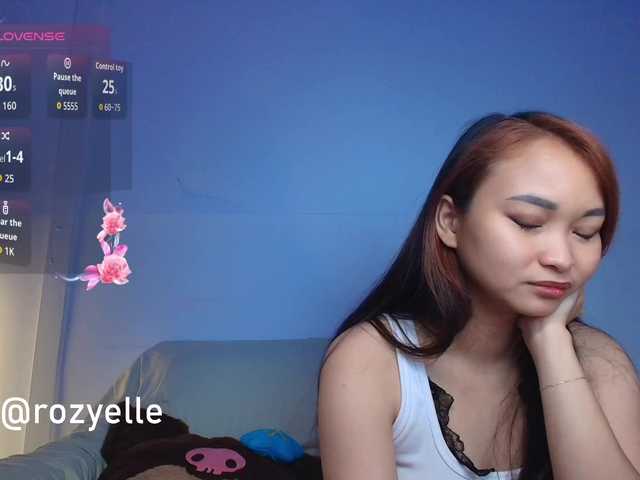 RozyBlack live cam on BongaCams