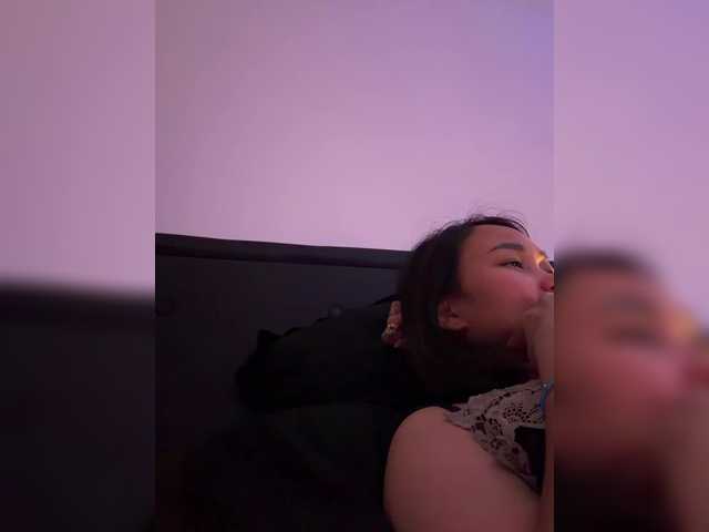 RozyBlack live cam on BongaCams