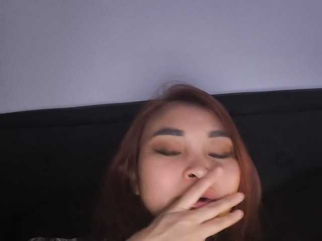 RozyBlack live cam on BongaCams
