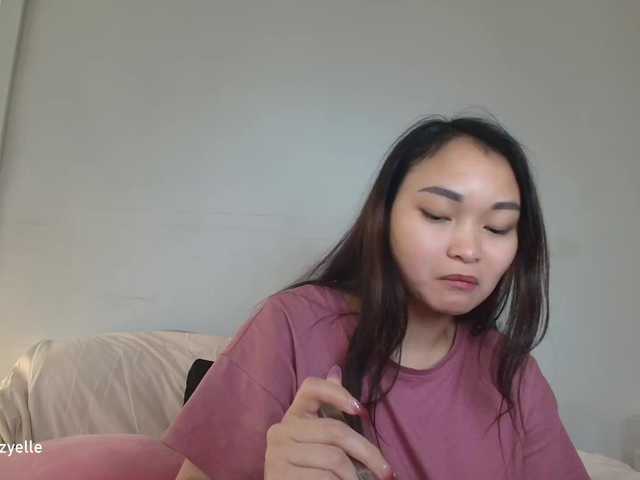 RozyBlack live cam on BongaCams