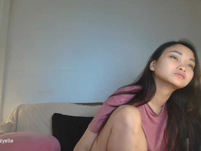 RozyBlack live cam on BongaCams