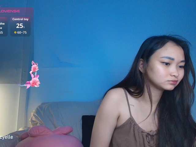 RozyBlack live webcam show