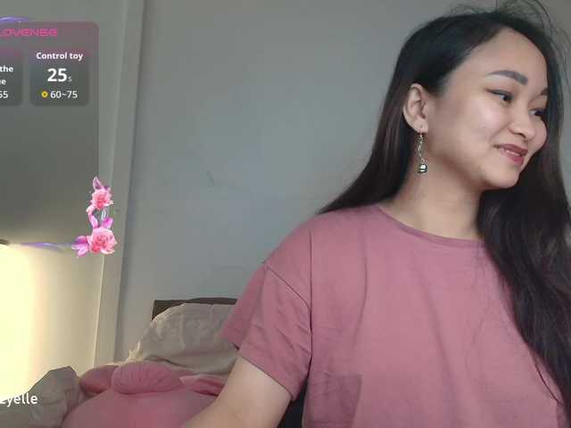 RozyBlack live cam on BongaCams