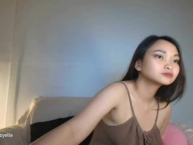 RozyBlack live cam on BongaCams