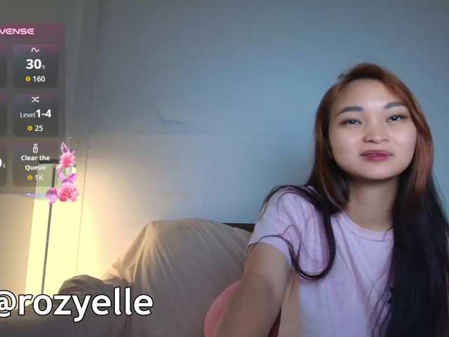 RozyBlack live cam on BongaCams