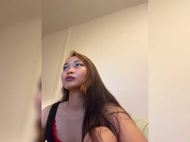 RozyElle live cam on BongaCams
