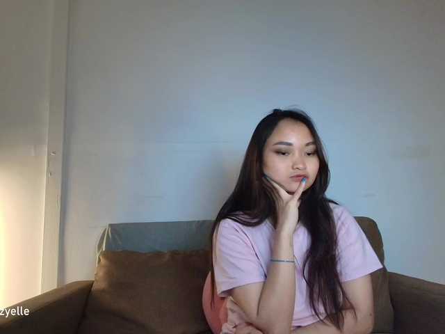 RozyBlack live cam on BongaCams