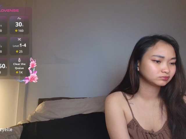 RozyBlack live cam on BongaCams