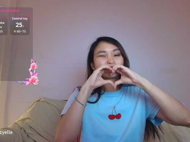 RozyBlack live cam on BongaCams