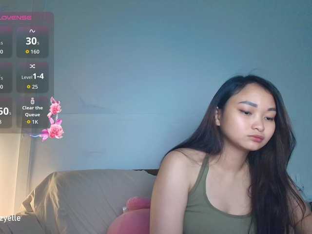 RozyBlack live webcam show