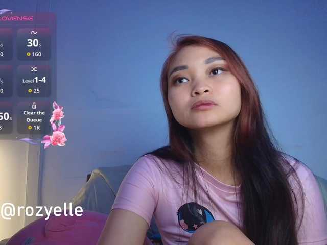 RozyBlack live cam on BongaCams