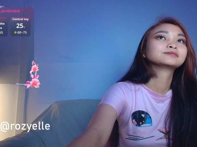 RozyBlack live cam on BongaCams