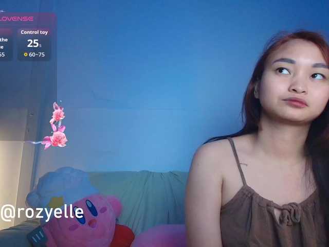 RozyBlack live cam on BongaCams