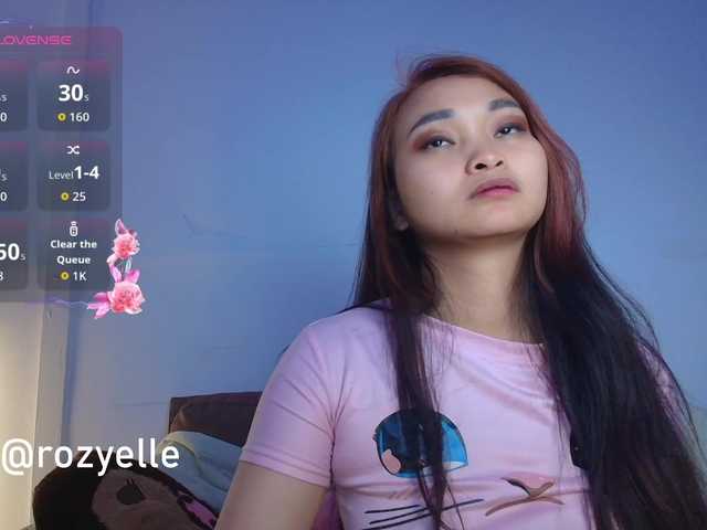 RozyBlack live cam on BongaCams