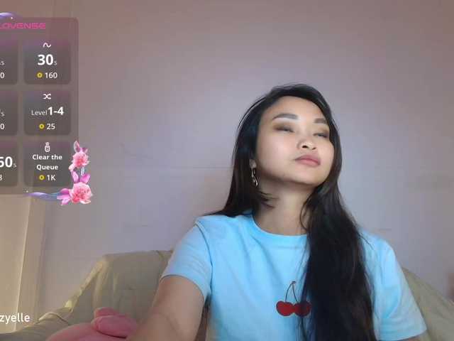 RozyBlack live cam on BongaCams