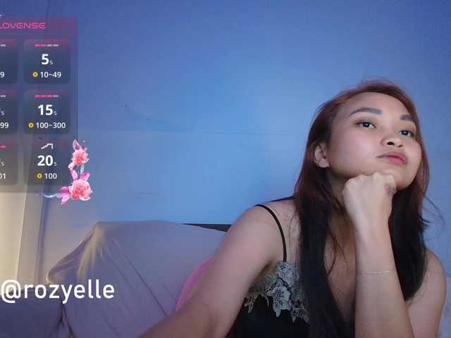 RozyBlack live cam on BongaCams