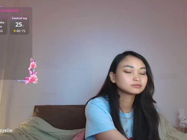 RozyBlack live cam on BongaCams