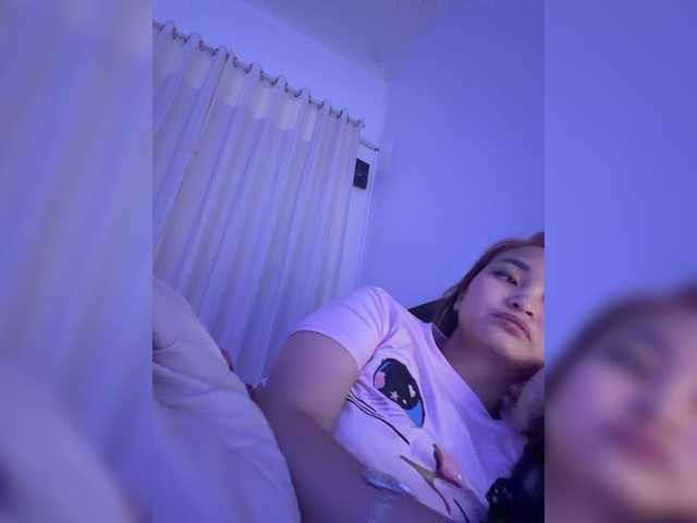 RozyBlack live cam on BongaCams