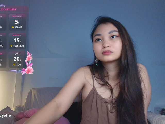 RozyBlack live cam on BongaCams