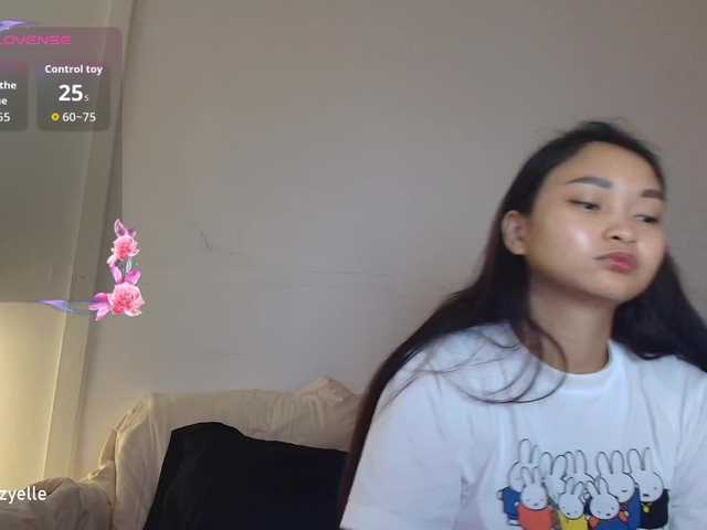 RozyBlack live cam on BongaCams