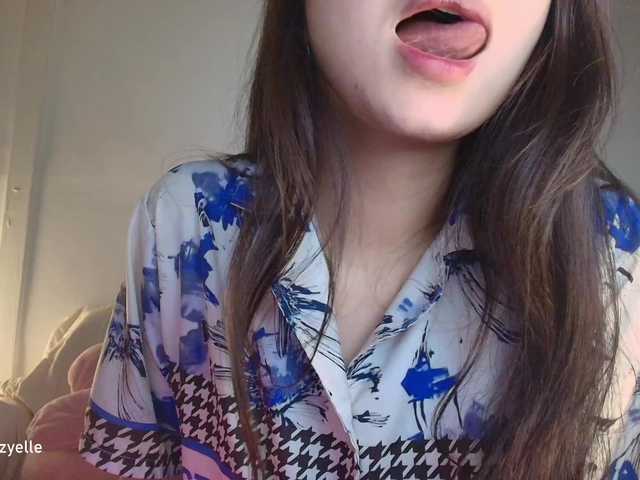 RozyBlack live cam on BongaCams