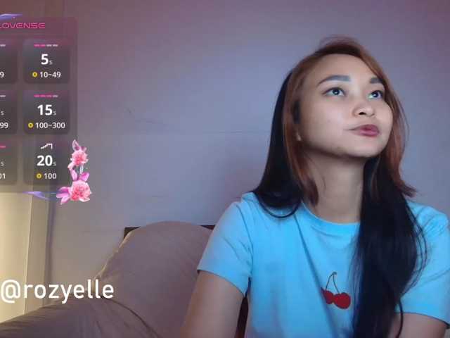 RozyBlack live cam on BongaCams