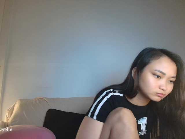 RozyBlack live cam on BongaCams