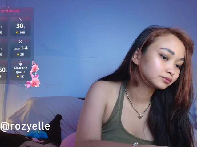 RozyBlack live cam on BongaCams