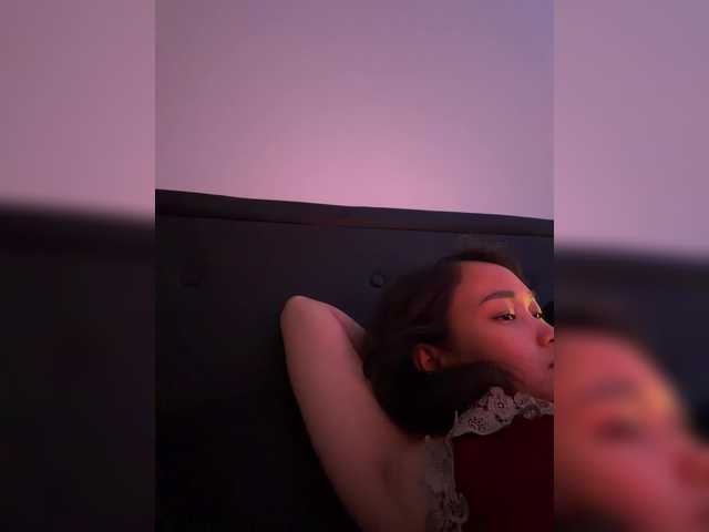 RozyBlack live cam on BongaCams