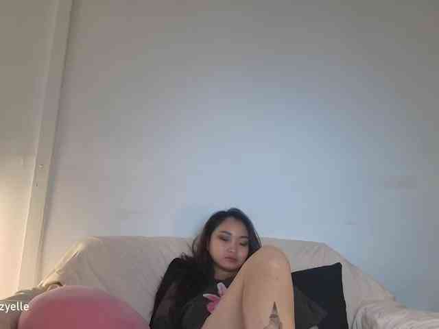 RozyElle webcam