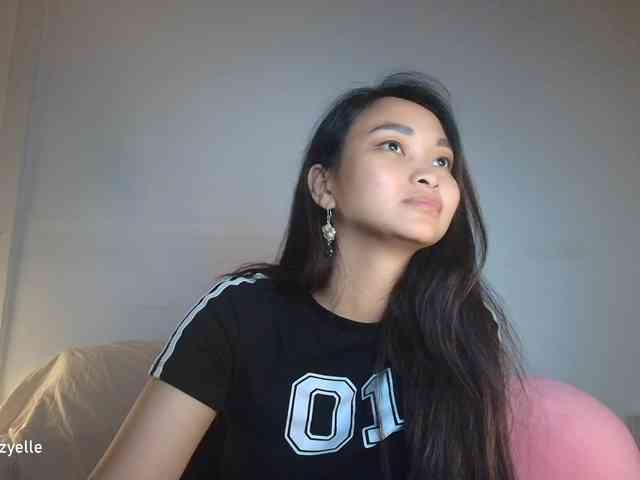 RozyElle webcam