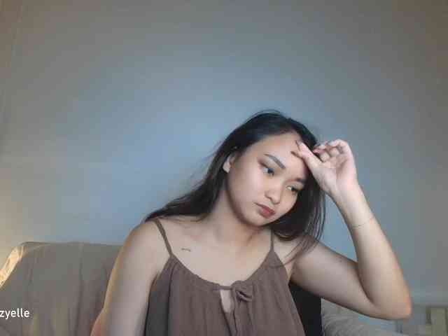 RozyElle webcam