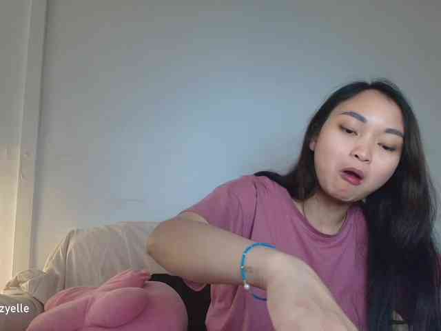 RozyElle webcam