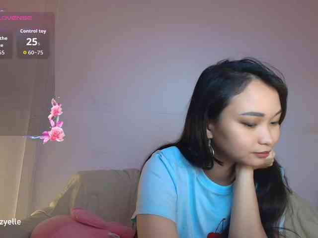 RozyElle webcam