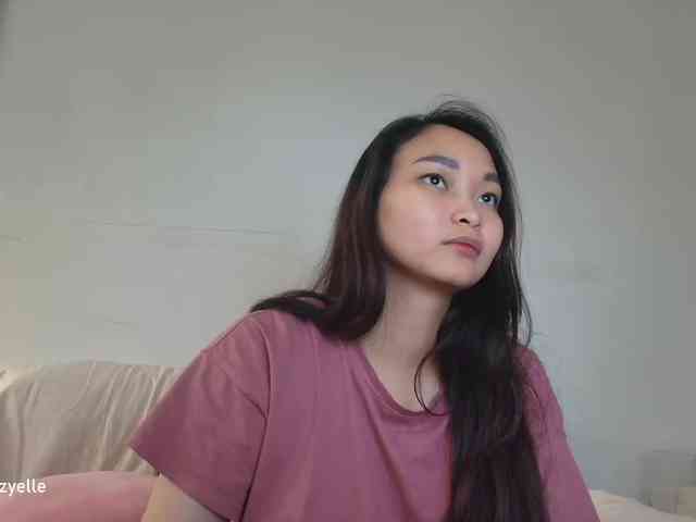 RozyElle webcam