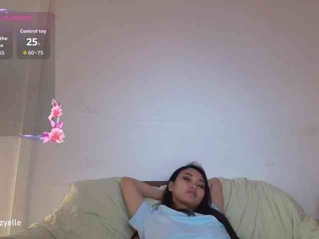 RozyElle webcam