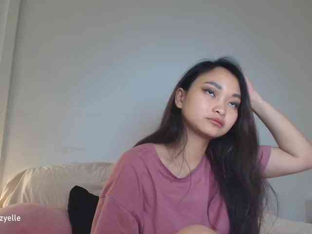 RozyElle webcam