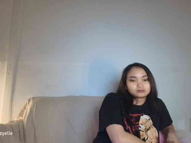 RozyElle webcam
