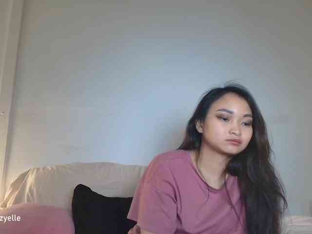RozyElle webcam