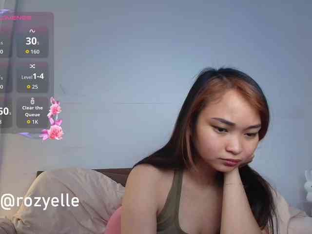 RozyElle webcam