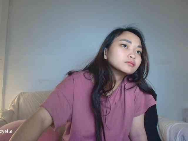 RozyElle webcam