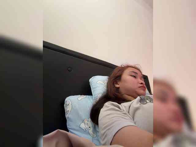 RozyElle webcam