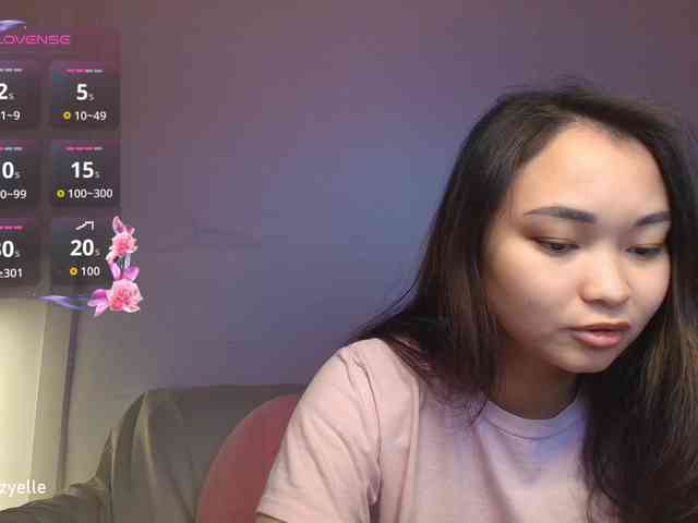 RozyElle webcam