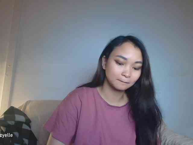 RozyElle webcam